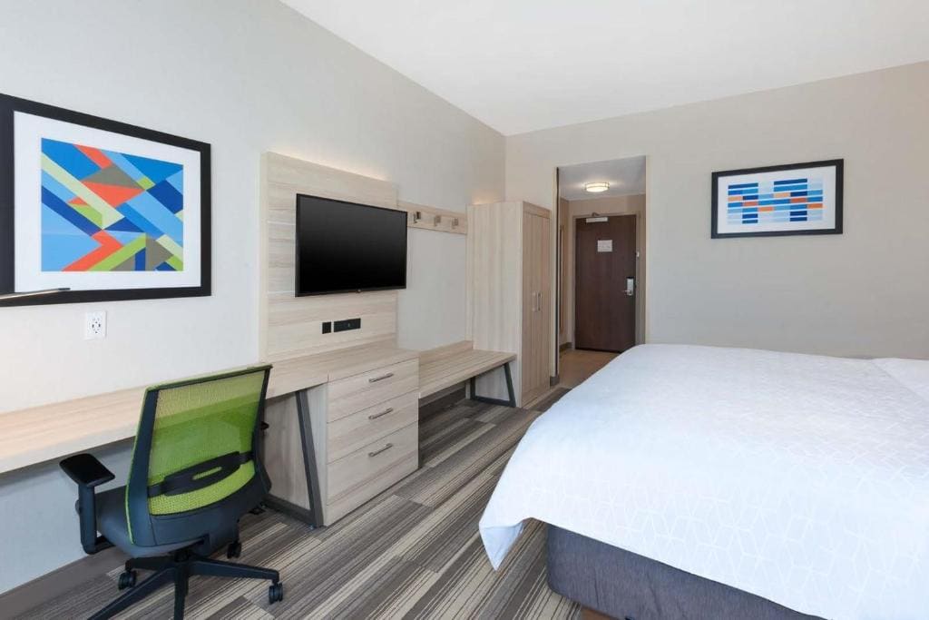 Standard King Room room - Image 3
