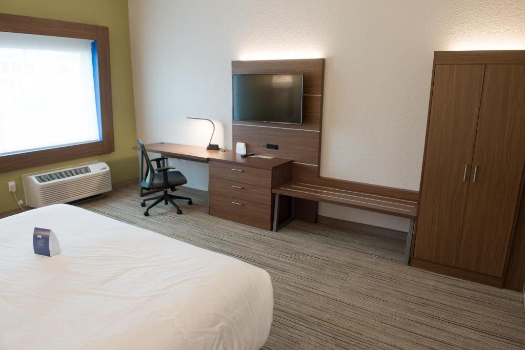 Standard King Room room - Image 1