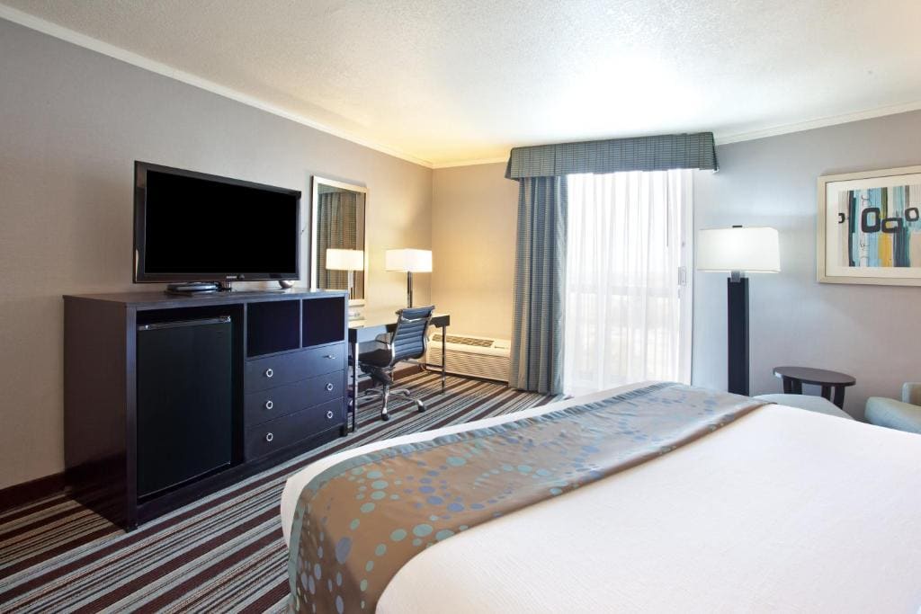 Standard King Room room - Image 2