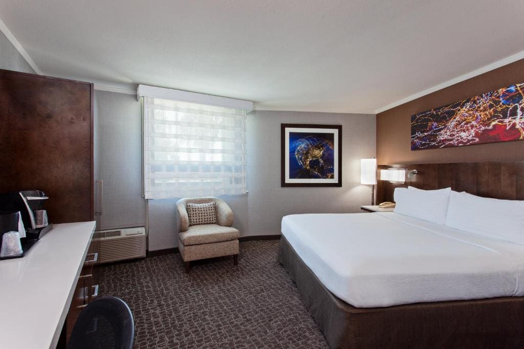Premium King Room room - Image 2