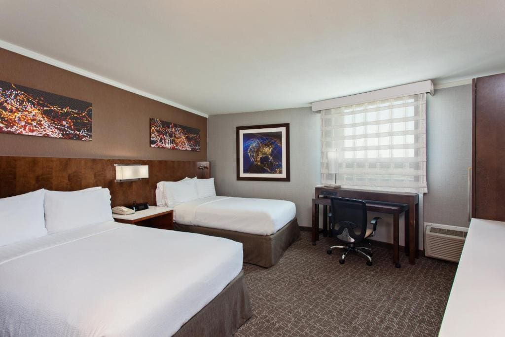 Premium Double Room with Two Double Beds room - Image 1