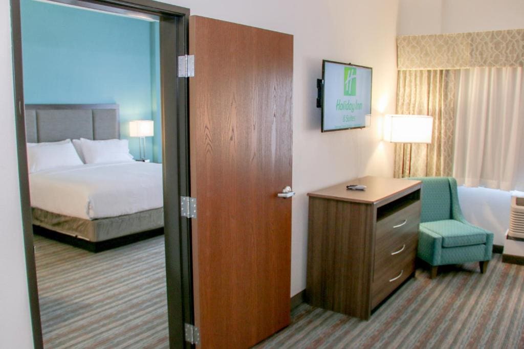 King Suite room - Image 1
