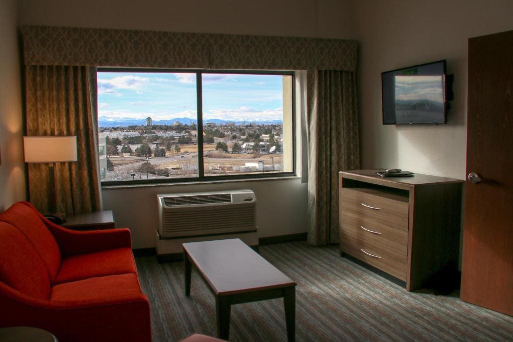 King Suite room - Image 2