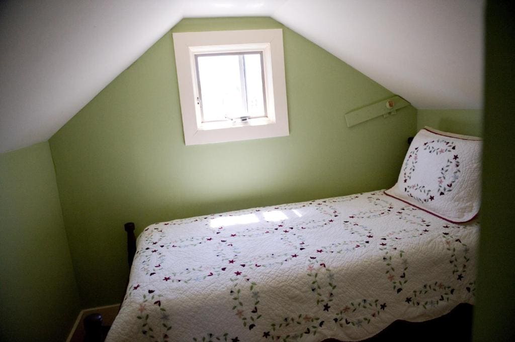 Deluxe Family Suite room - Image 2