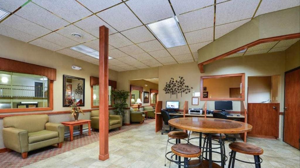 King Room - Non-Smoking room - Image 3