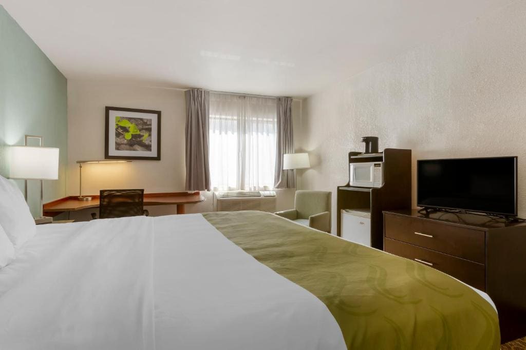 Standard King Room - Smoking room - Image 1
