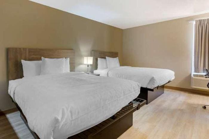 Quadruple Room with Two Double Beds - Non Smoking room - Image 1