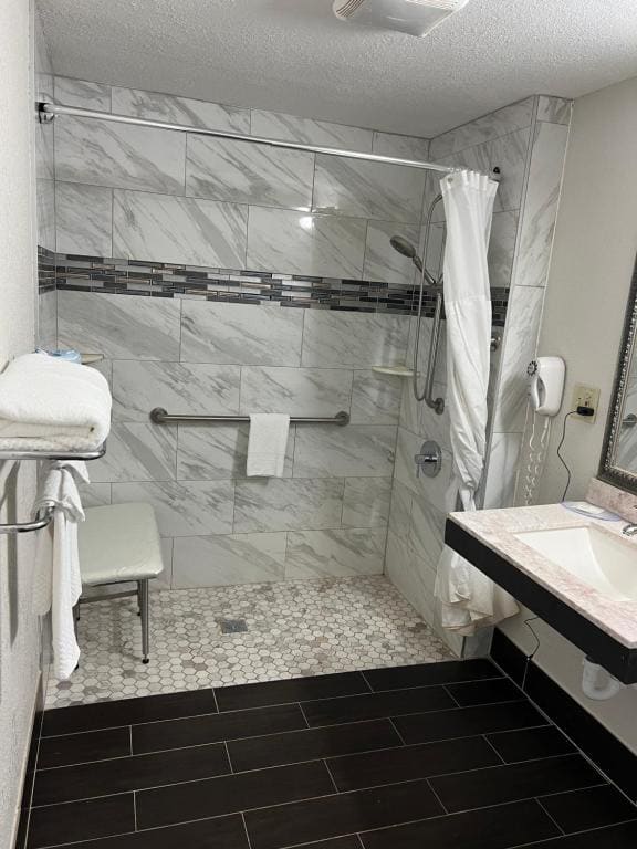 King Room - Accessible/Non-Smoking room - Image 3