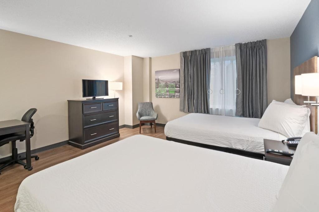 Studio with 2 Double Beds - Non-Smoking room - Image 1