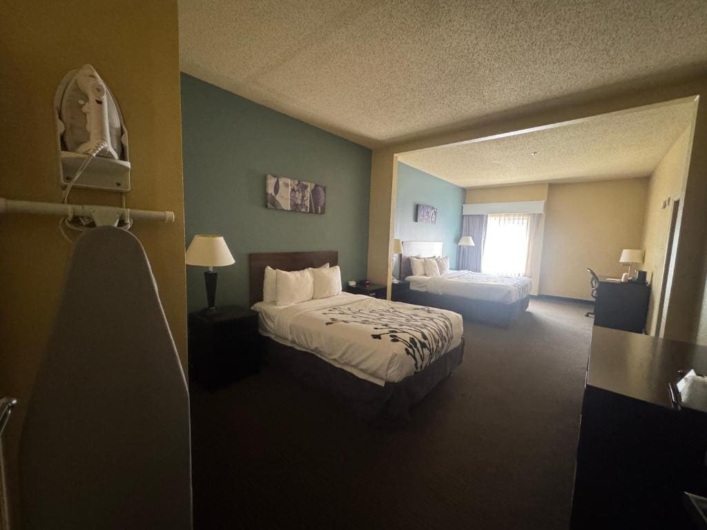 Quadruple Room with One King Bed and One Double Bed - Accessible/Non-Smoking room - Image 1