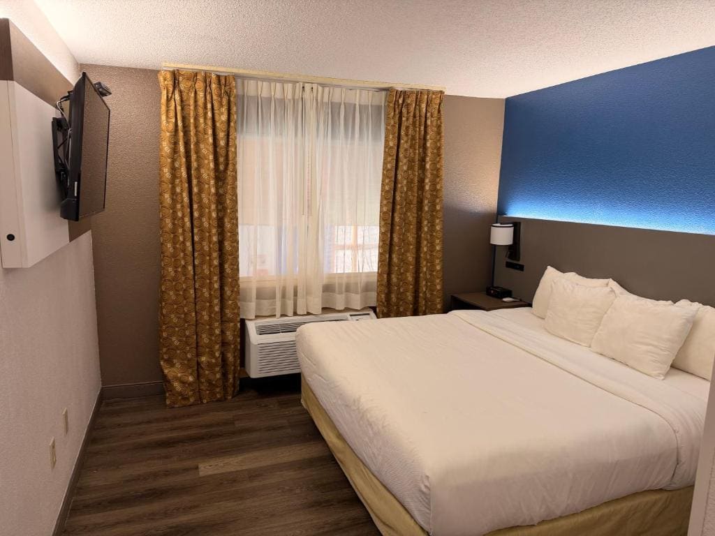 King Suite room - Image 3