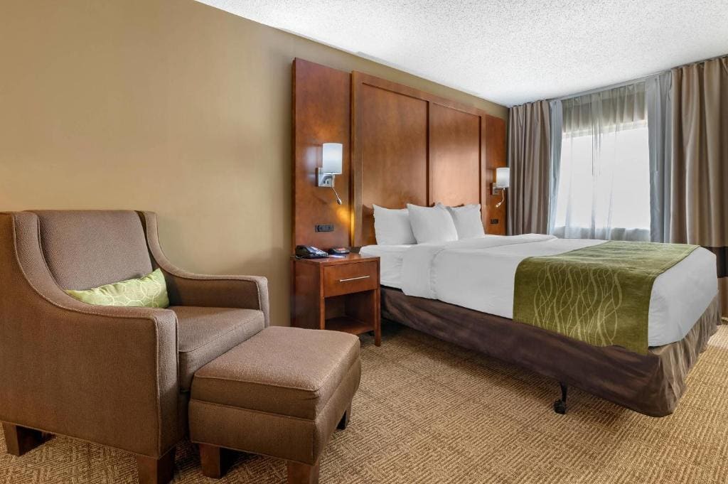 King Room - Non-Smoking room - Image 1