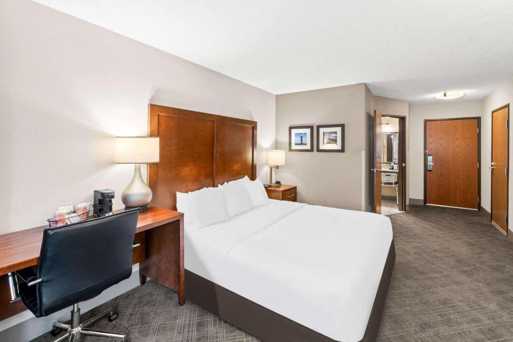 King Room - Accessible/Non-Smoking room - Image 1