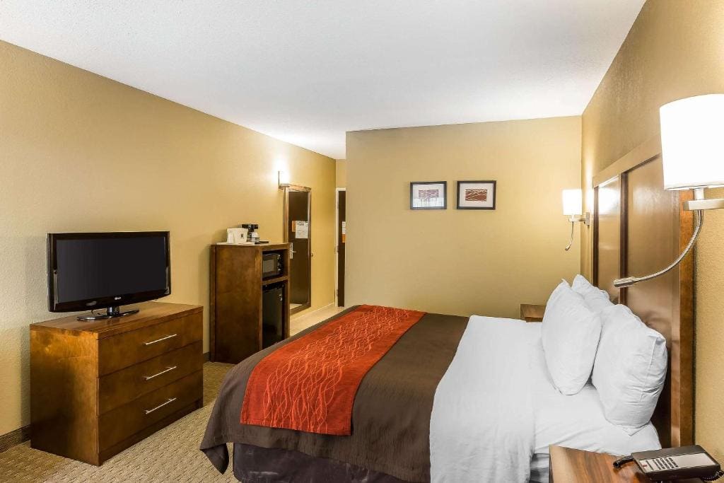 King Room - Non-Smoking room - Image 1