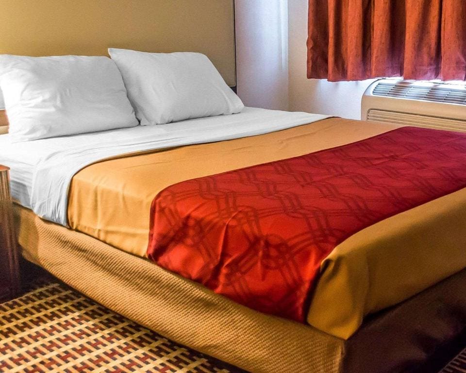Standard Queen Room room - Image 2