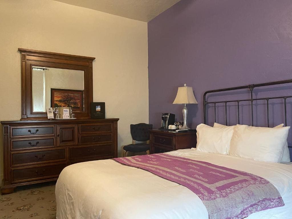Double Room - Disability Access room - Image 1
