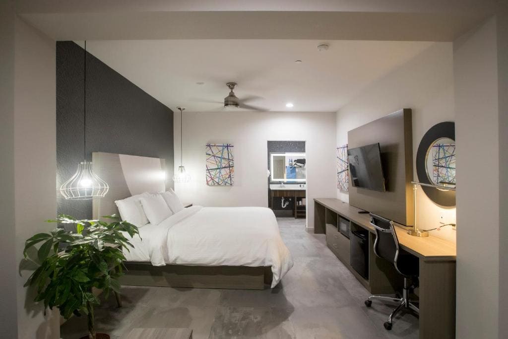 King Room room - Image 1