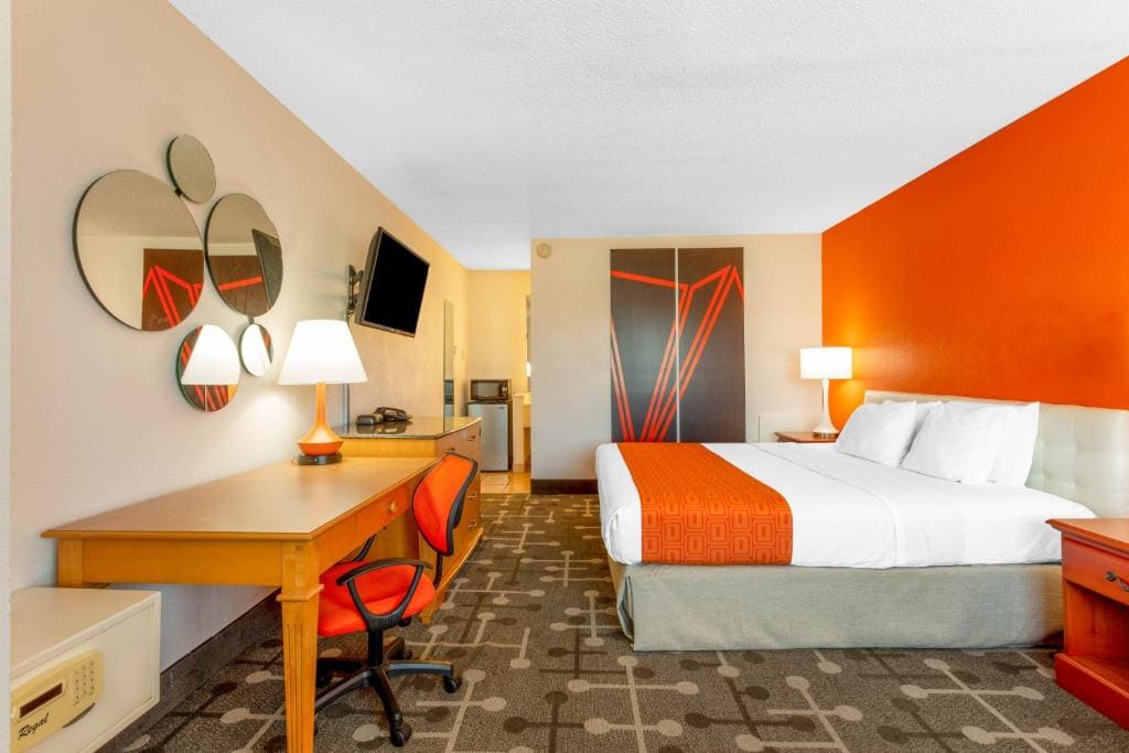 Double Room with Two Double Beds - Smoking room - Image 1