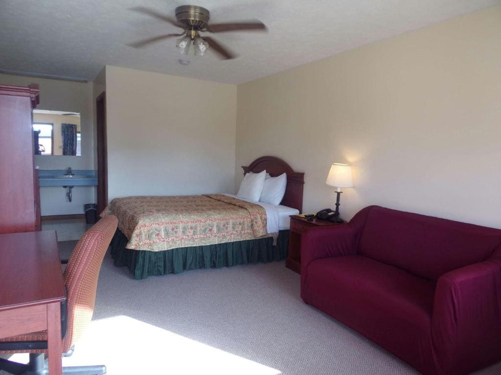 Queen Room room - Image 1