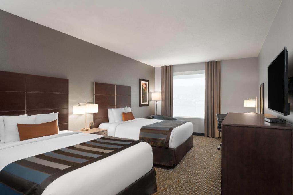 Superior Queen Room with Two Queen Beds - Non-Smoking room - Image 1