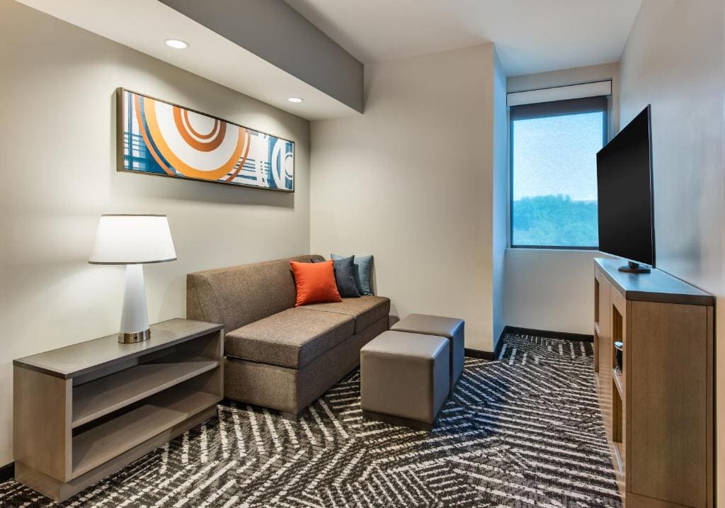 One-Bedroom King Suite with Sofa Bed and Kitchen room - Image 3