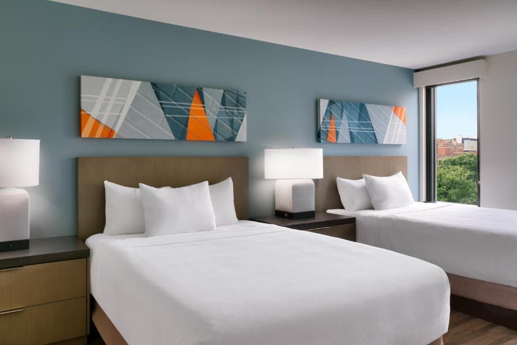 Studio Suite with Two Queen Beds and Kitchen room - Image 2