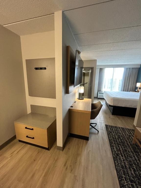 King Room with Sofa Bed room - Image 3