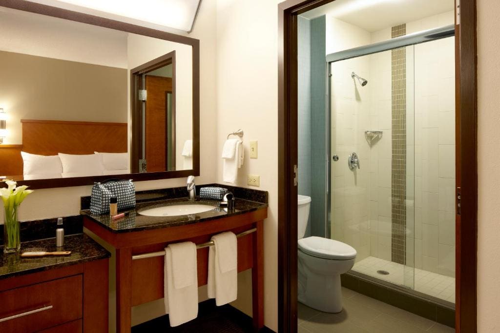 Double Room with Two Double Beds and Sofa Bed room - Image 2