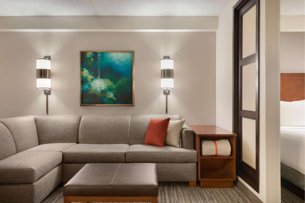 King Room with Sofa Bed room - Image 3