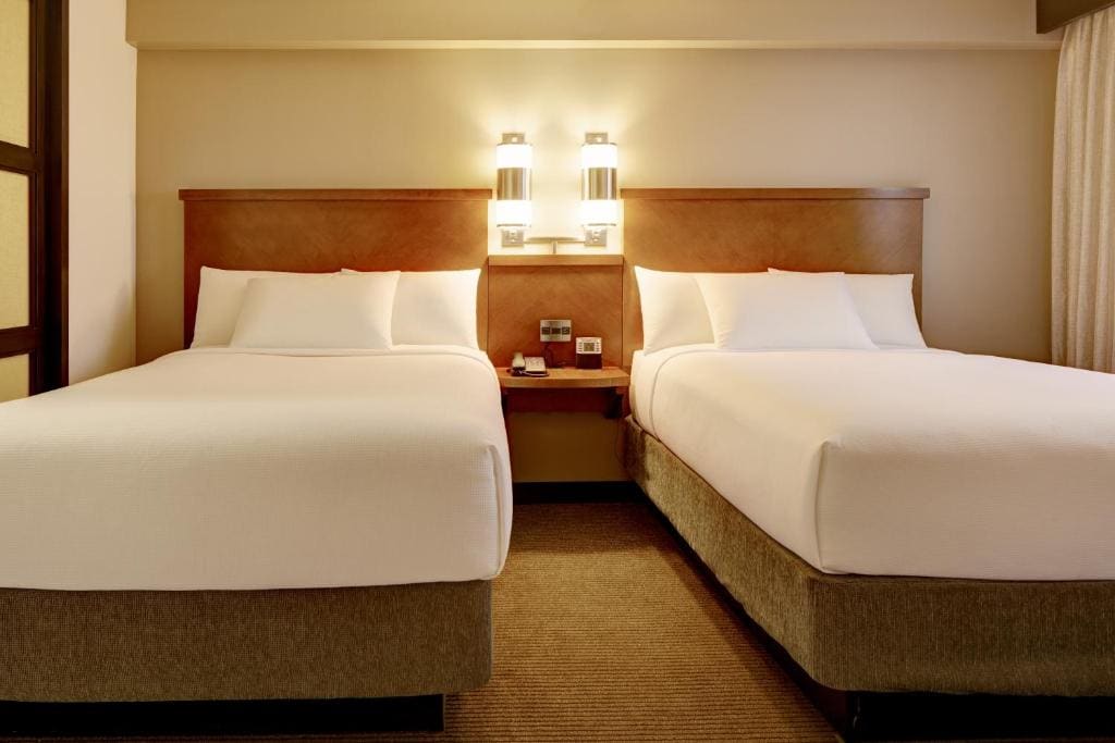 Double Room with Two Double Beds and Sofa Bed room - Image 1