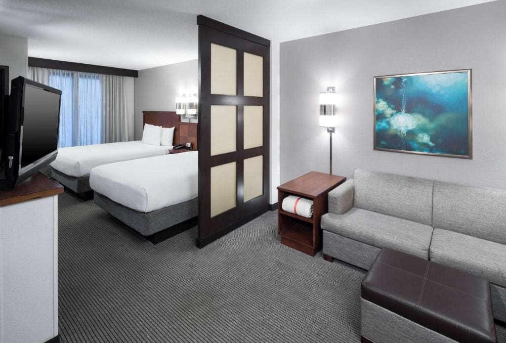 Queen Room with Two Queen Beds and Sofa Bed room - Image 1
