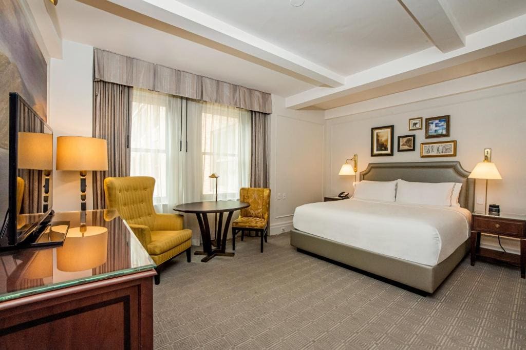 Premium King Room room - Image 2