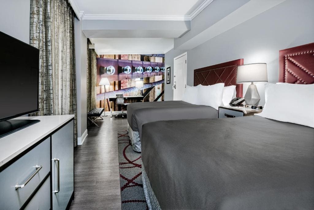 Standard Queen Room with Two Queen Beds room - Image 1