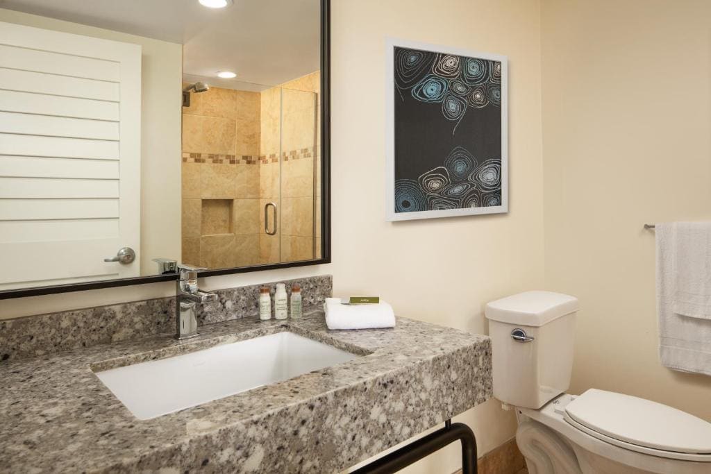 Standard King Room room - Image 3