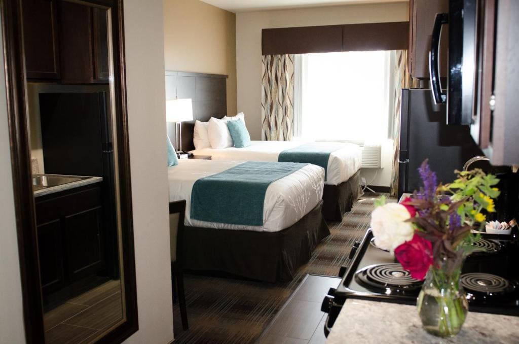Kitchen Double Queen Suite room - Image 1