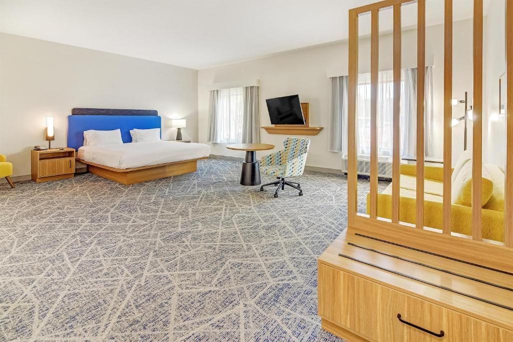 King Studio Suite - Non Smoking room - Image 1