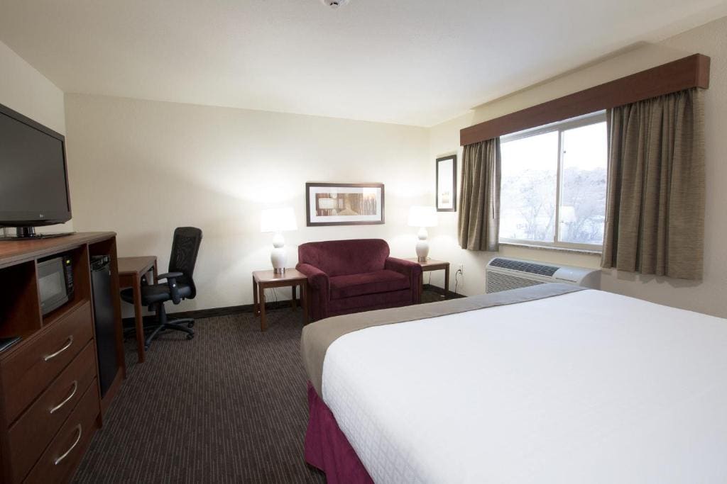 King Room - Non-Smoking room - Image 2