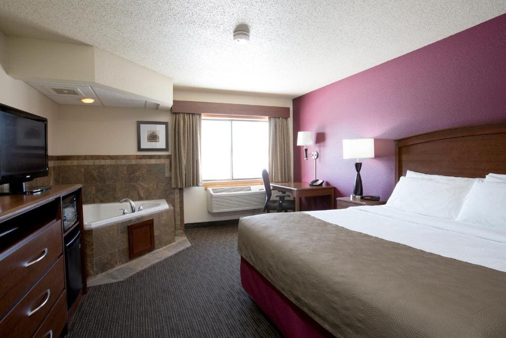 Premier King Suite - Non-Smoking room - Image 1