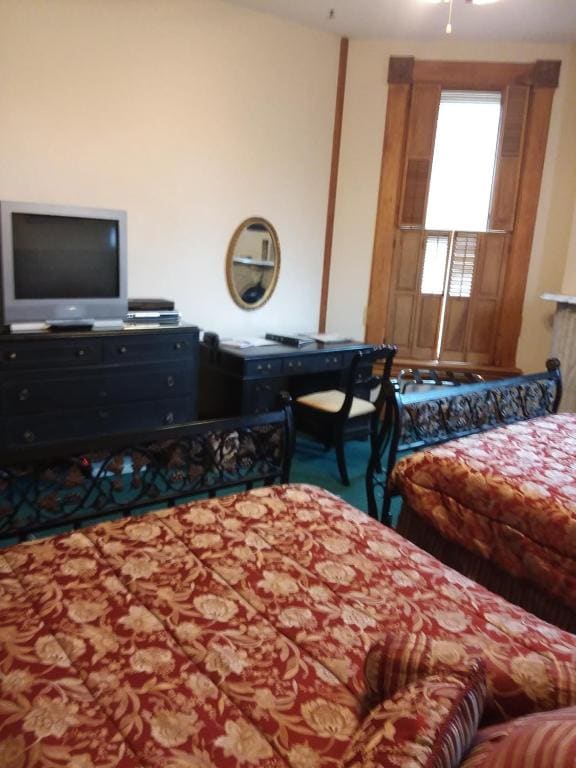 Quadruple Room room - Image 3