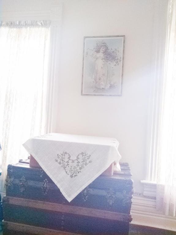 Standard Double Room with Shared Bathroom room - Image 1