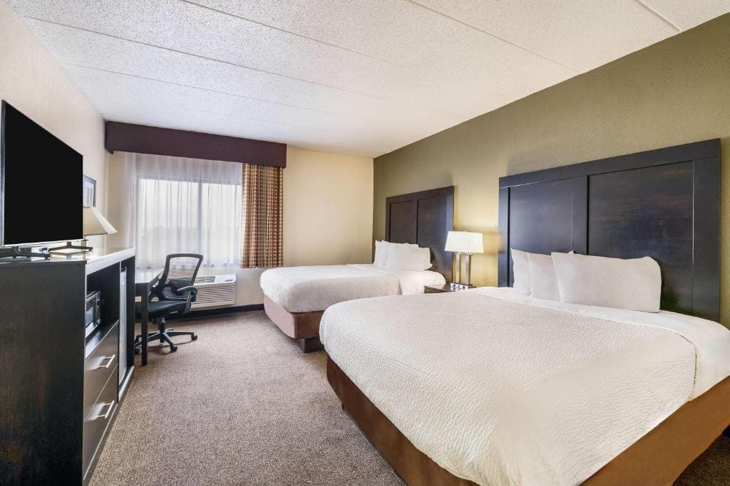 Queen Room - Disability Access/Non-Smoking room - Image 2