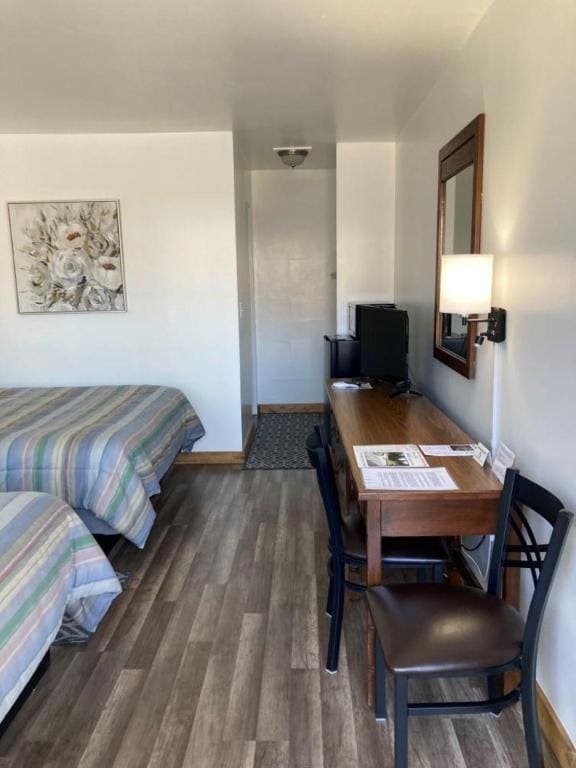 Queen Room room - Image 2