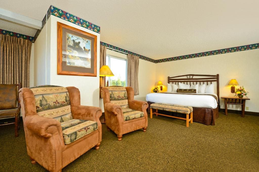 Suite with Spa Bath room - Image 1