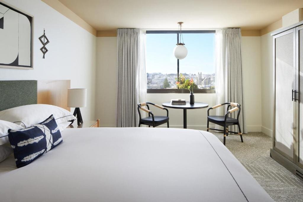 King Room with City View room - Image 2