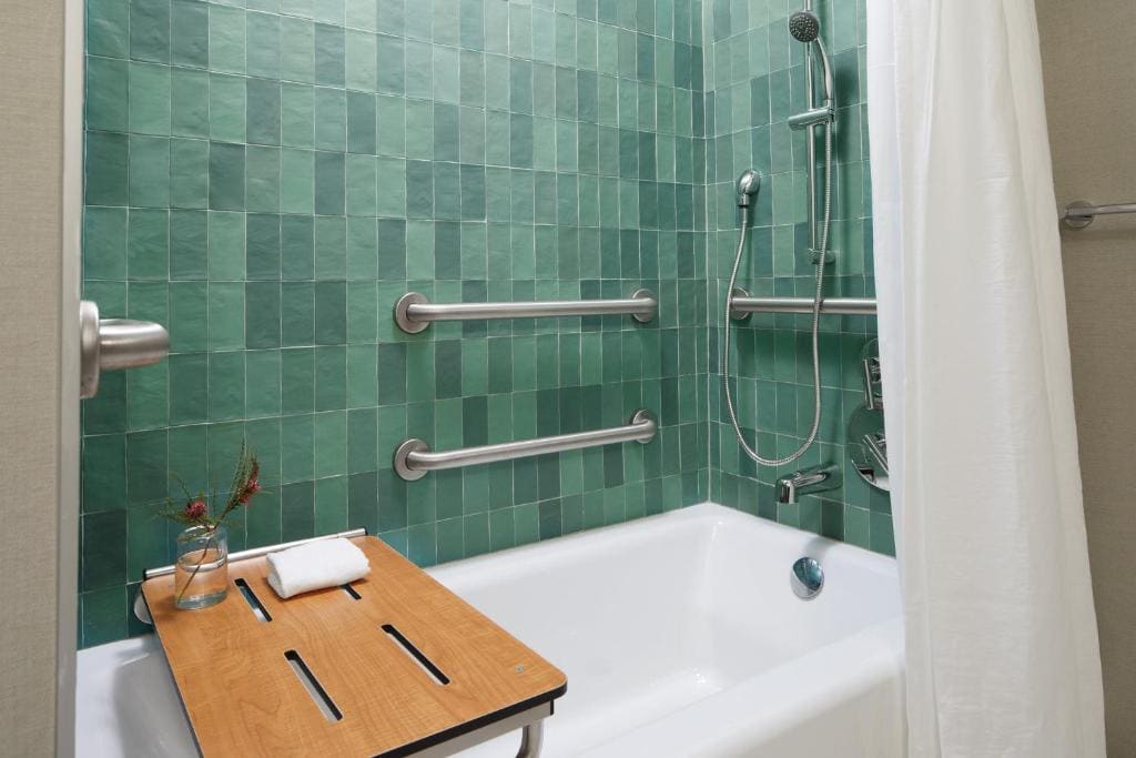 King Room with Mobility Accessible Tub and Semi Private Patio room - Image 2