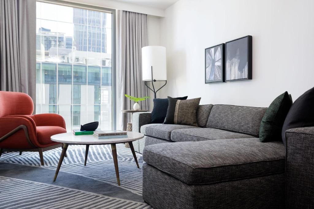 One-Bedroom Suite room - Image 3
