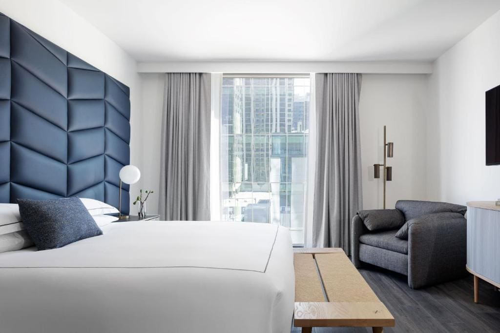 King Room with City View room - Image 1