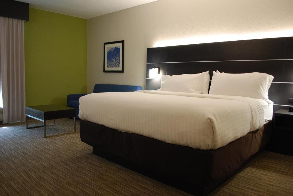 Standard King Room room - Image 2