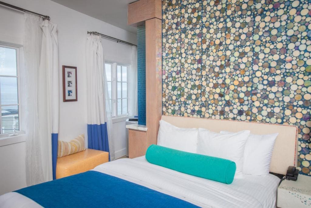 Surf Themed Queen Room room - Image 3