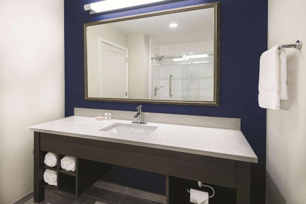 King Room room - Image 1